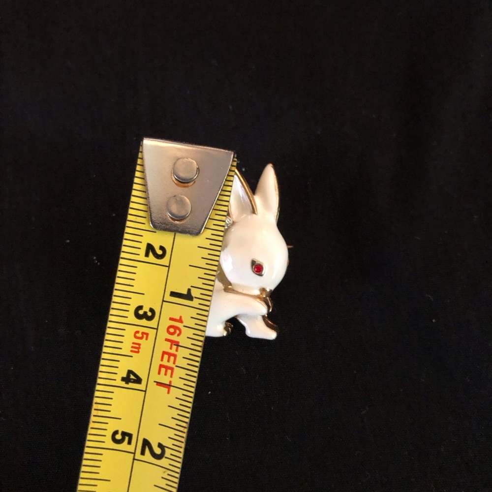 White Rabbit Brooch with Rhinestones - Picture 2 of 2